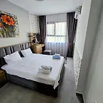 Neuron 1-bedroom Pool View In Caesar N-14 Perivolia tou Trikomou